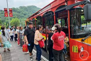 记录报：尽管遭到质疑，但本菲卡主席鲁伊-科斯塔不想解雇施密特